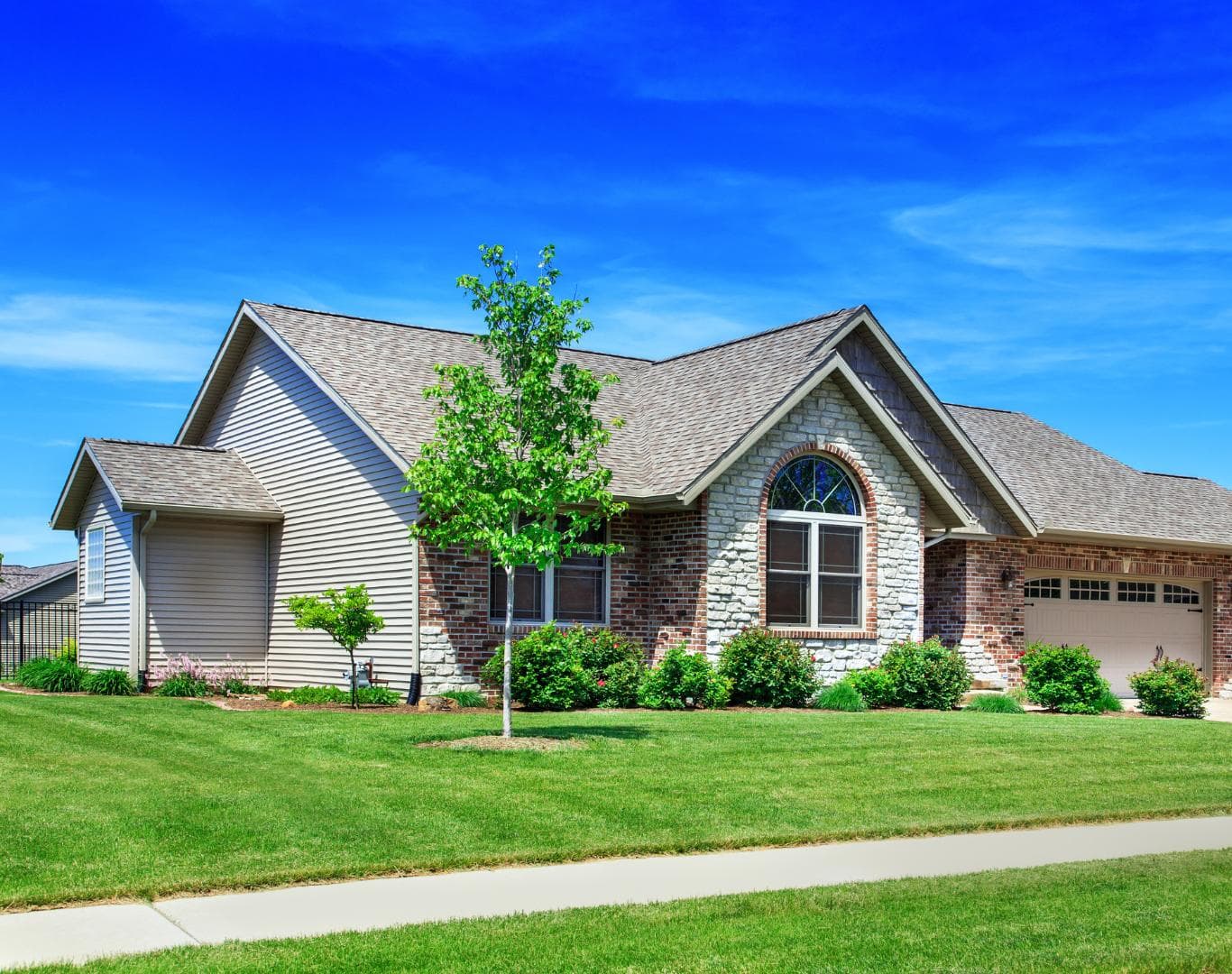 Siding corner repair in Kearney, NE